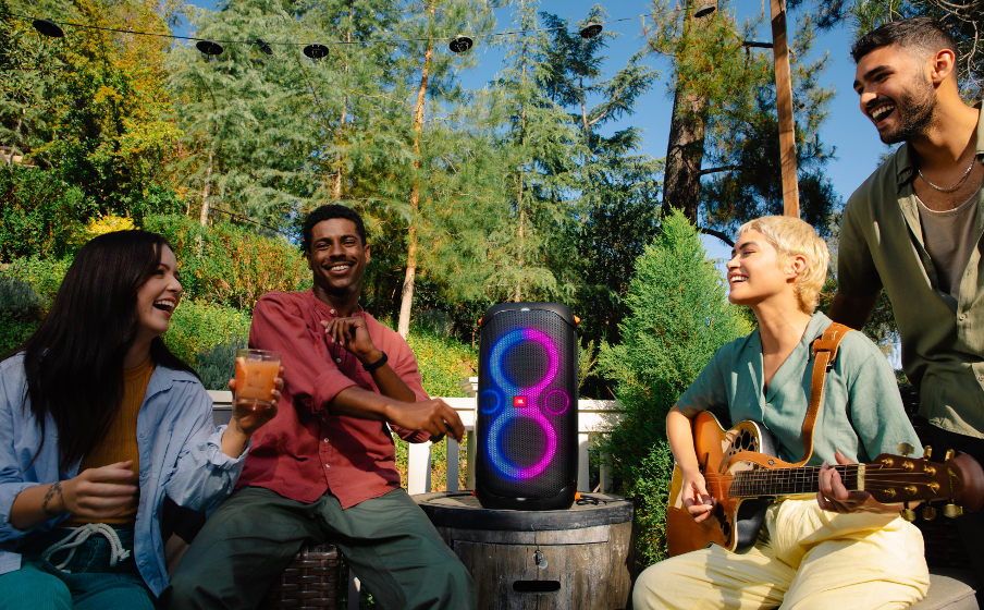 JBL Partybox 110 Dynamisk lysshow som synkroniseres med rytmen - Image