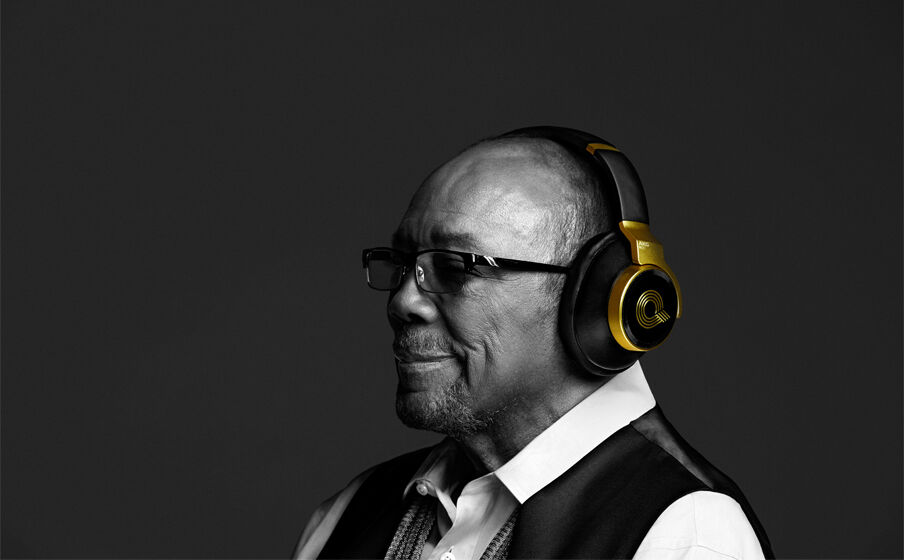 AKG N90Q noise cancelling Headphones with Built in DAC